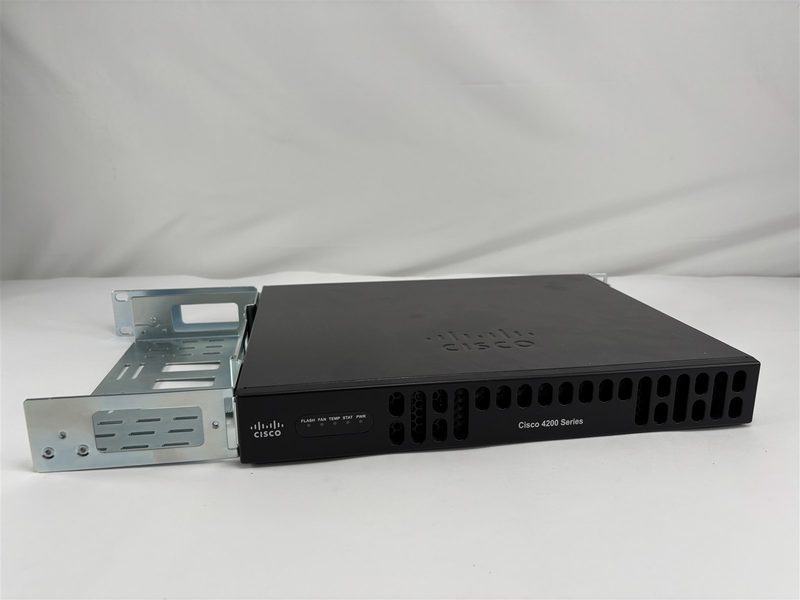 Маршрутизатор Cisco ISR4221