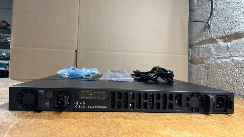 Маршрутизатор Cisco ISR4431-HSEC/K9