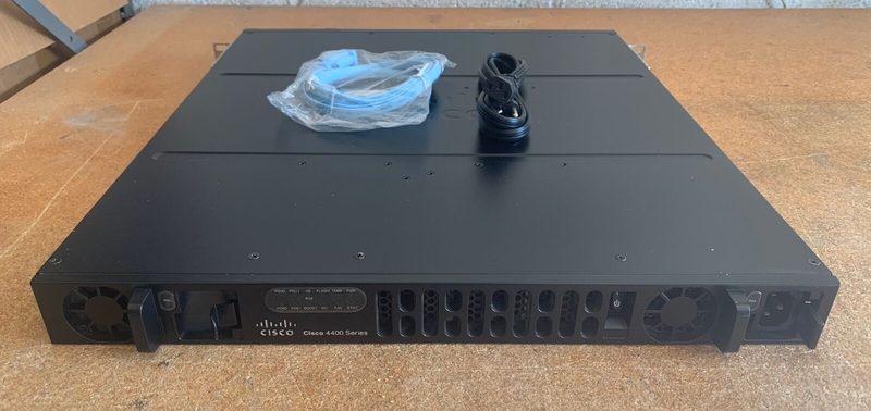 Маршрутизатор Cisco ISR4431-V/K9