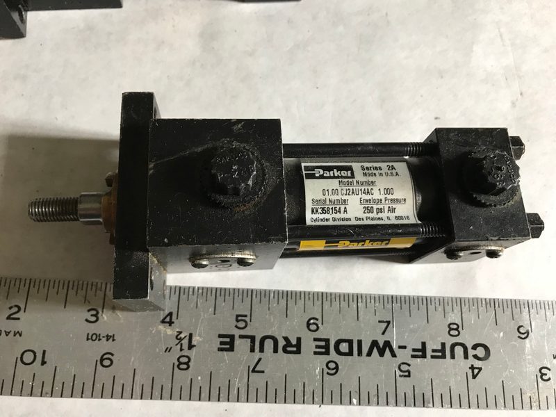 Пневмоцилиндр Parker J2AU14AC