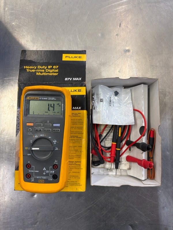 Мультиметр Fluke J31005839