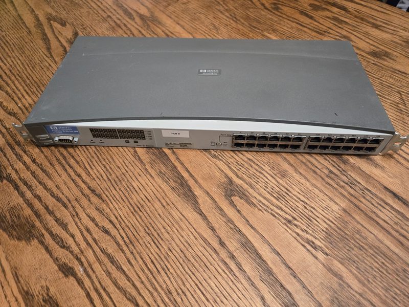 Коммутатор HPE J3289A