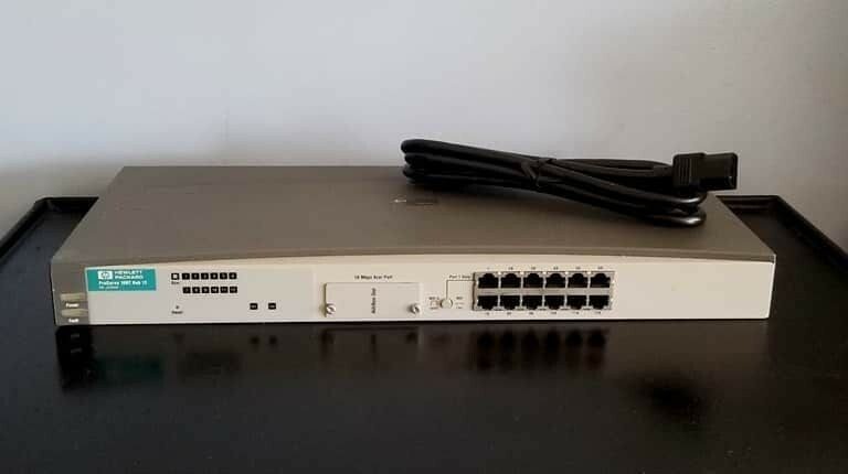 Коммутатор HPE J3300A