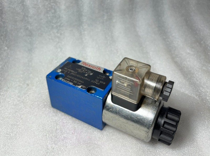 Пневмораспределитель Bosch Rexroth JB62/EG24N9K4