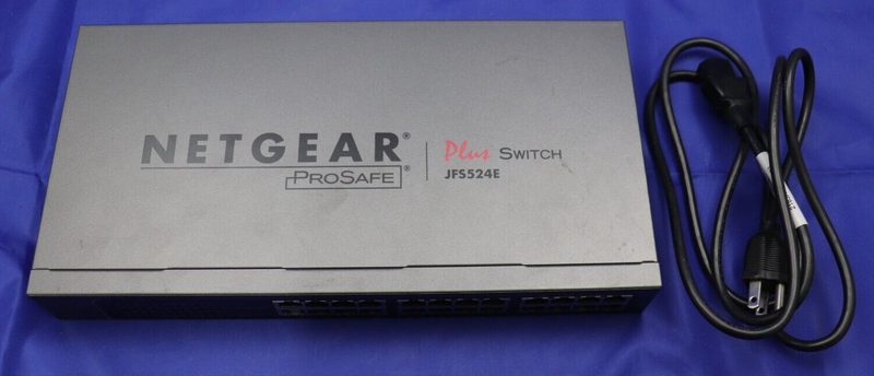 Коммутатор Netgear JFS524E