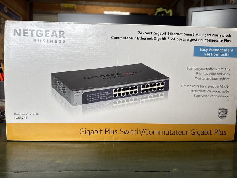 Коммутатор Netgear JGS524E-200NAS