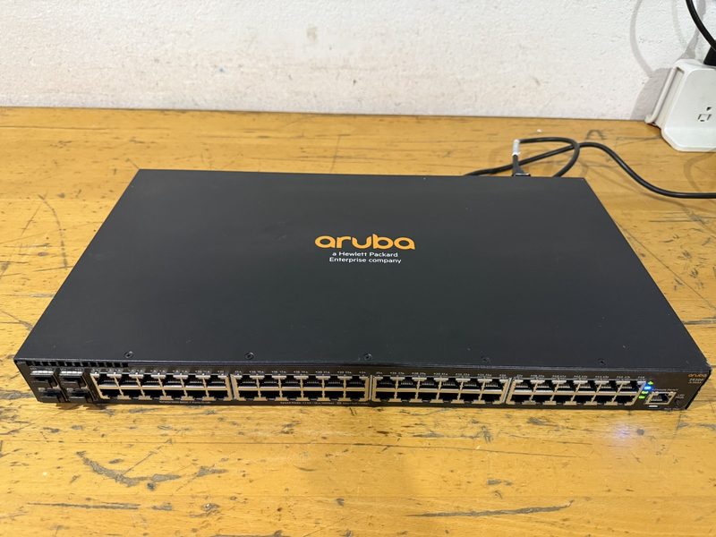 Коммутатор HPE JL260-60001