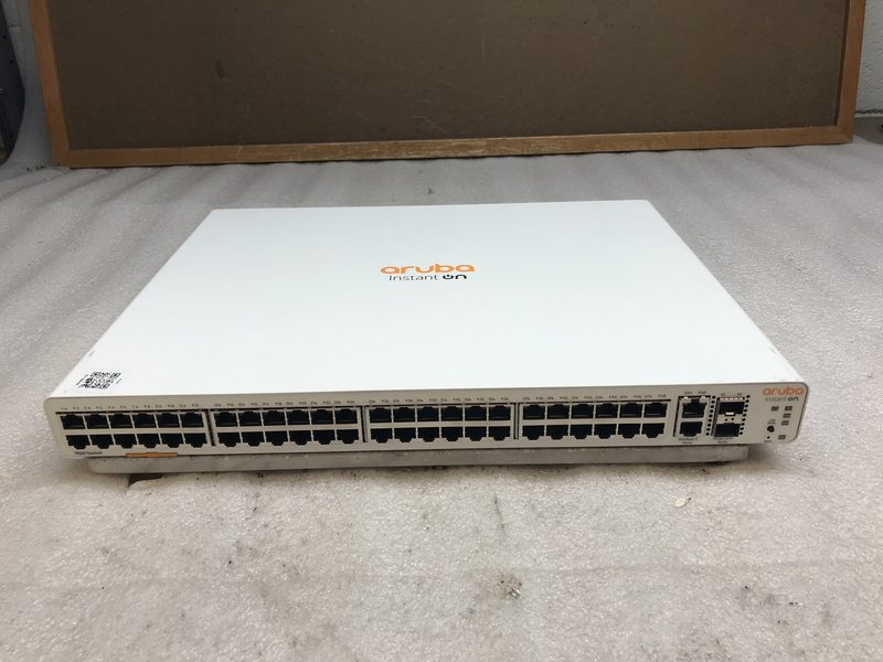 Коммутатор HPE JL808A