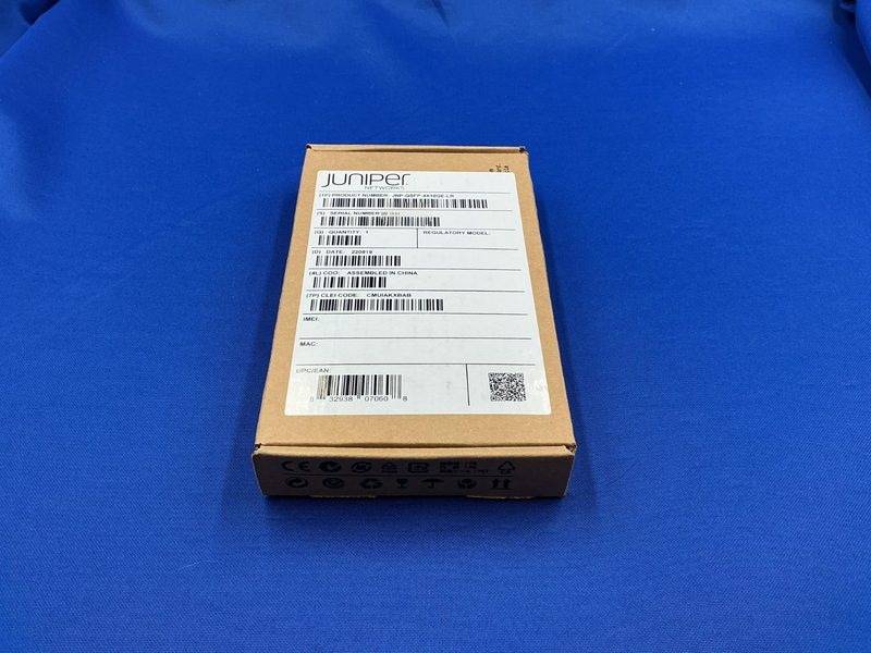 Трансивер Juniper JNP-QSFP-4X10GE-LR