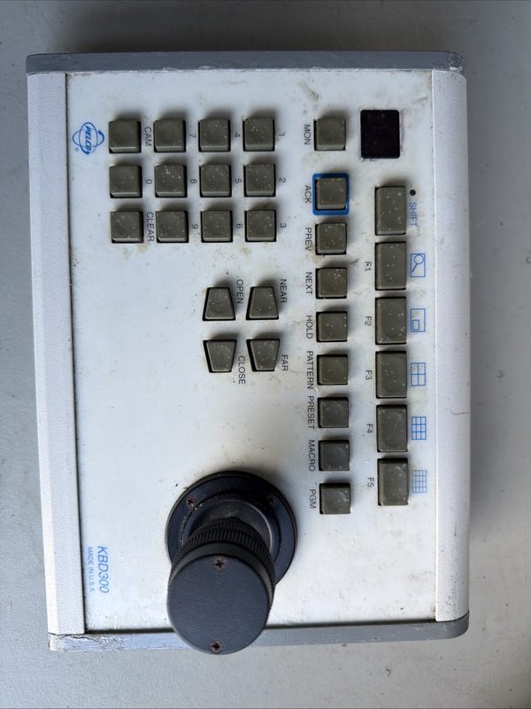 Камера Pelco KBD300