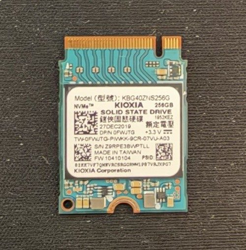 SSD-накопитель Dell KBG40ZNS256G