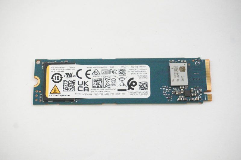 SSD-накопитель KBG60ZNV1T02