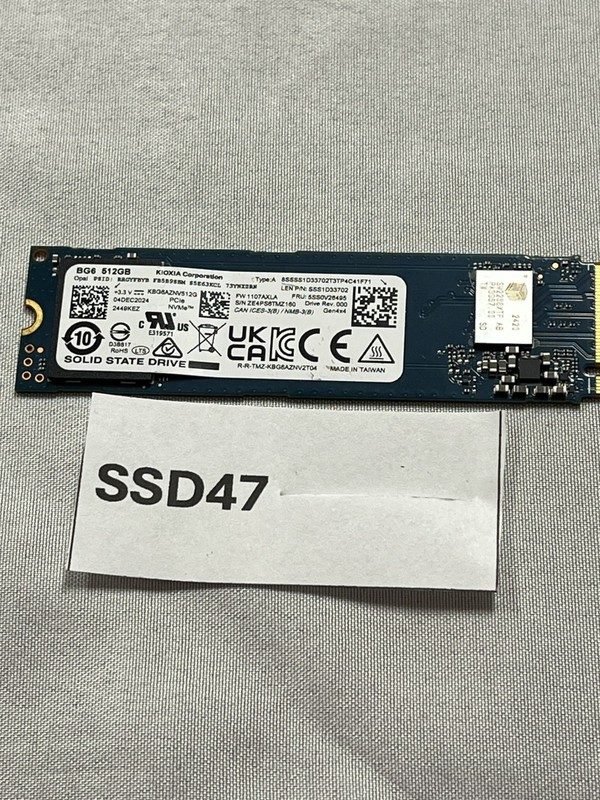 SSD-накопитель KBG6AZNV512G