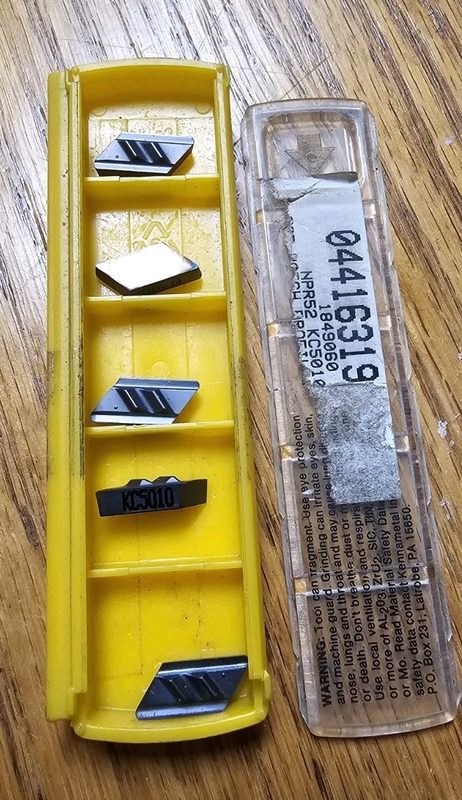 Режущий инструмент Kennametal KCGX110308R15