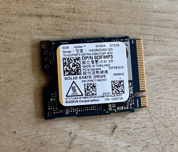 SSD-накопитель KGB60ZNS512G