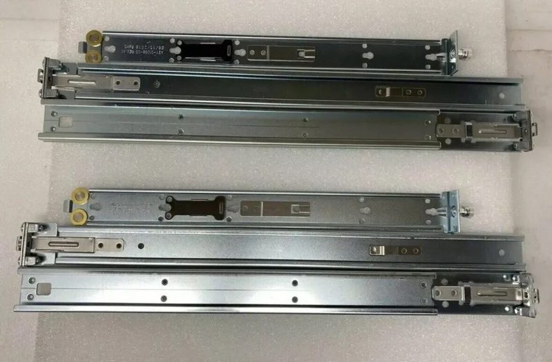 Коммутатор Arista KIT-4POST-NT