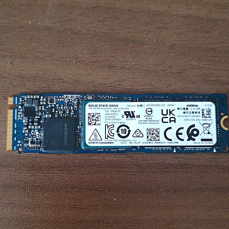 SSD-накопитель KXG20ZNV512G