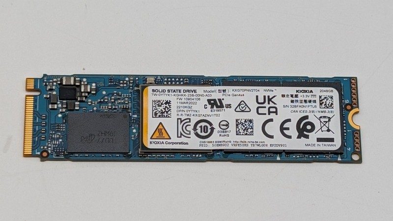 SSD-накопитель KXG70PNV2T04