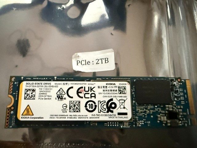 SSD-накопитель KXG80ZNV2T04