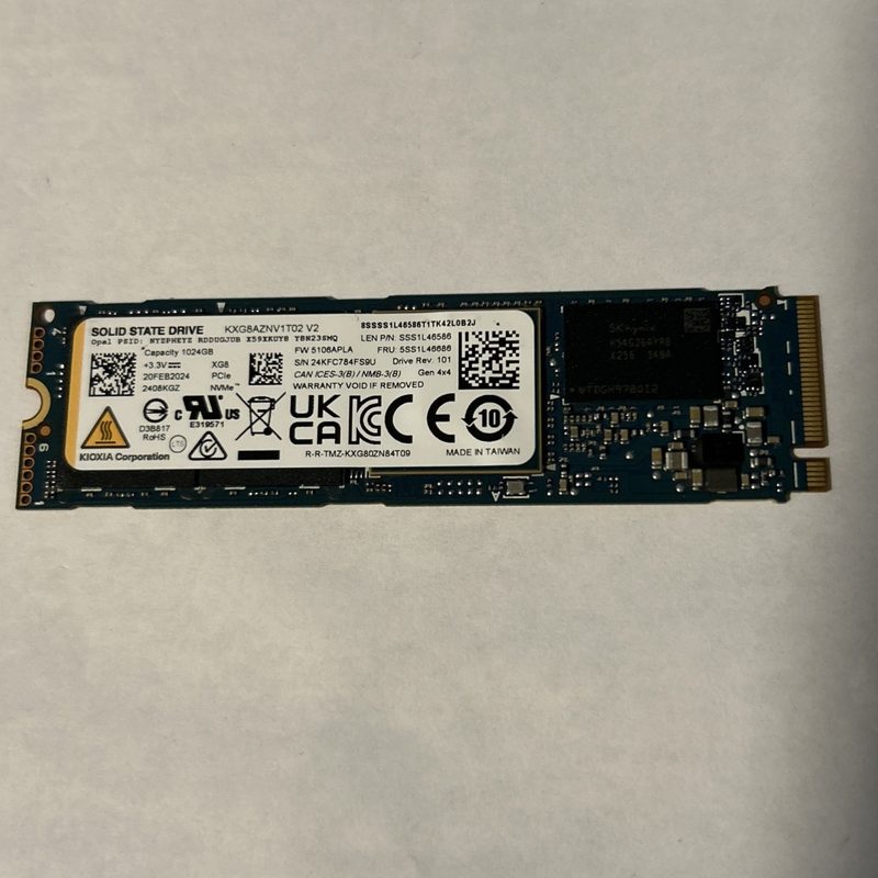 SSD-накопитель Dell KXG8AZNV1T02