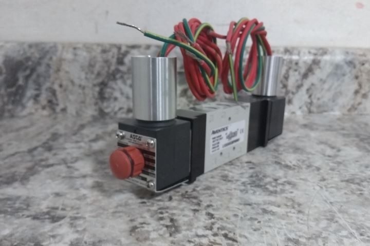 Электромагнитный клапан Aventics L12XX452BP00061