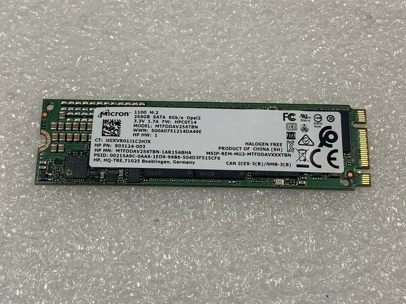 SSD-накопитель HPE L26151-001