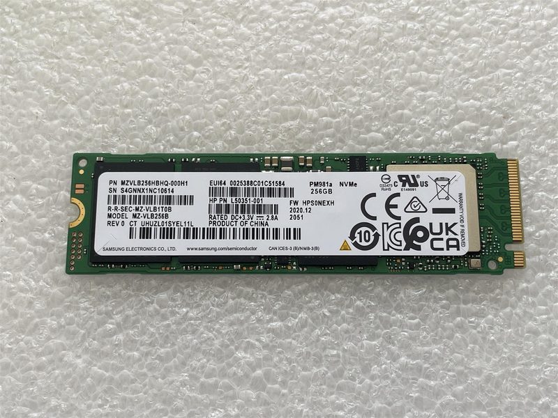 SSD-накопитель HPE L76876-001