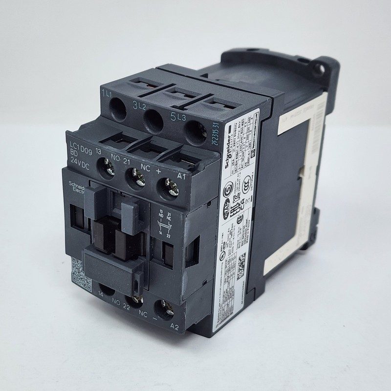 Контактор Schneider LC1D09BD
