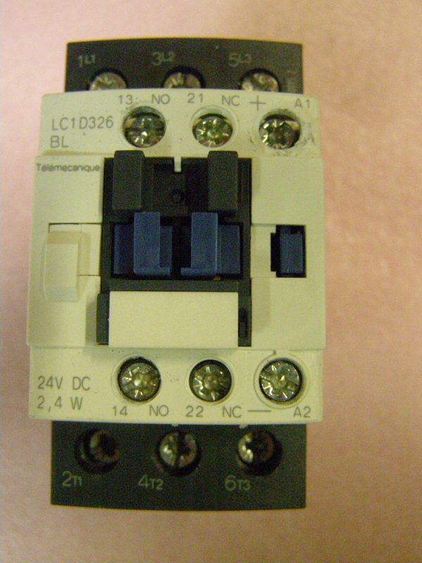 Контактор Schneider LC1D326
