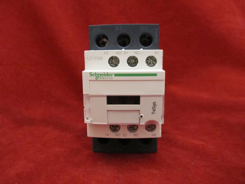 Контактор Schneider LC1D38M7
