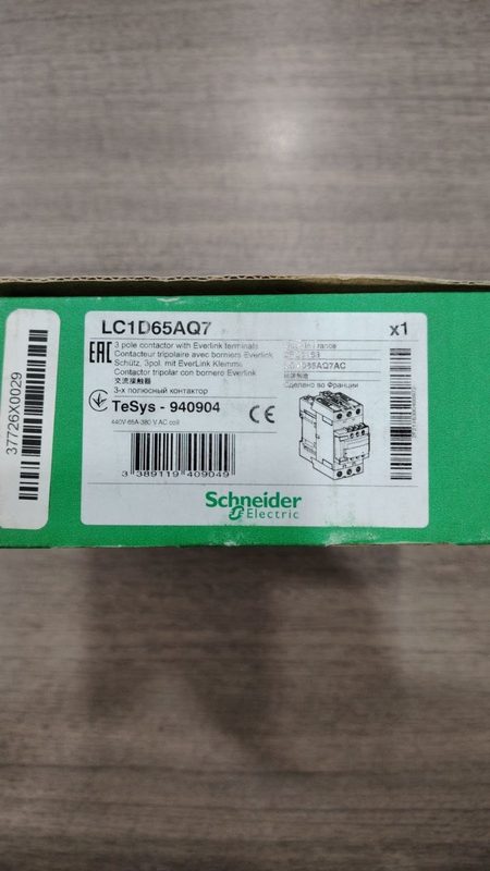 Контактор Schneider LC1D65AQ7