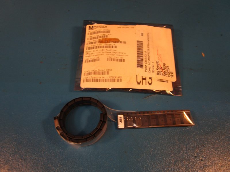 Микросхема LD1086DT33TR