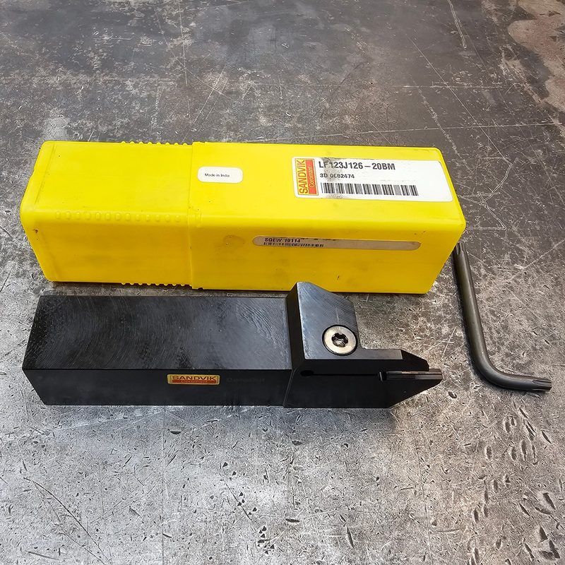 Режущий инструмент Sandvik LF123J126-20BM