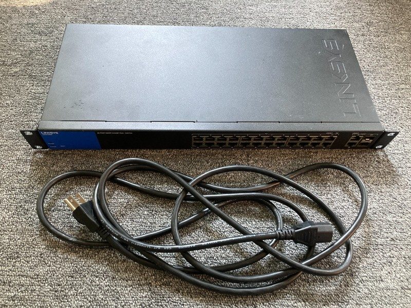 Коммутатор Cisco LGS326MP