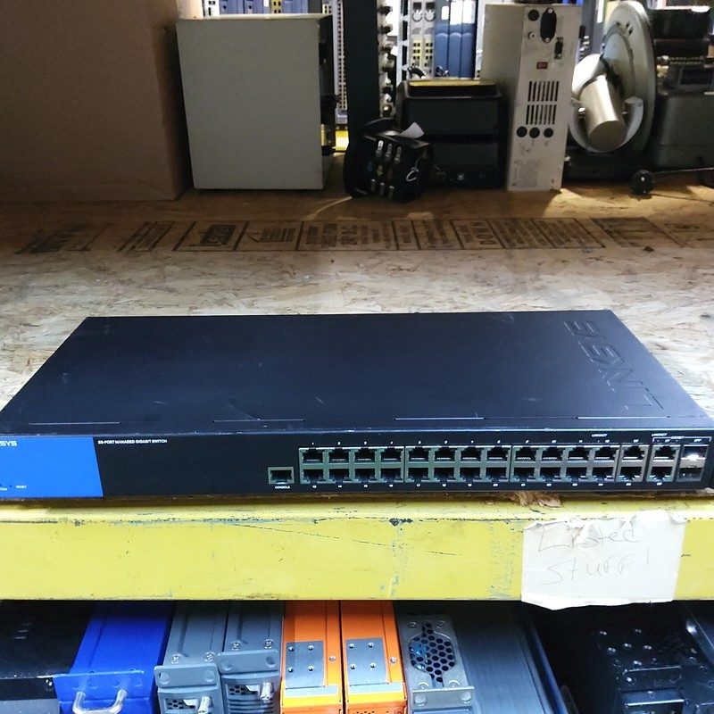 Коммутатор Cisco LGS528P