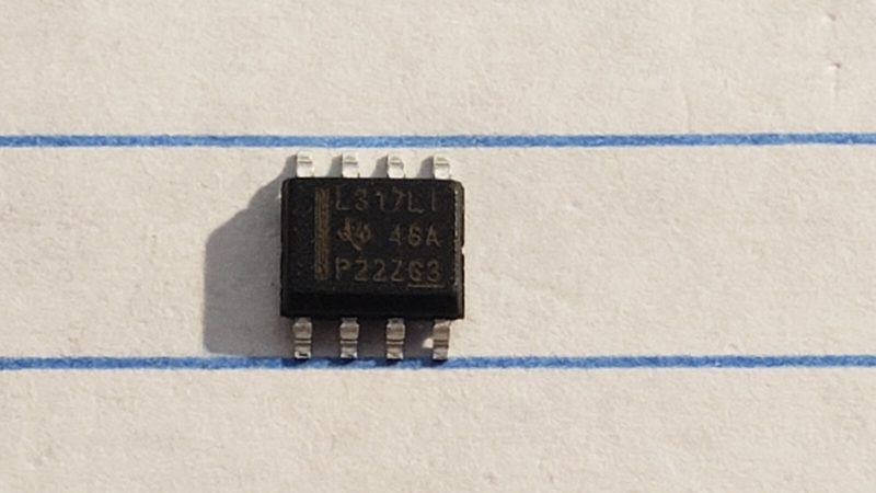 Микросхема LM317LIDR