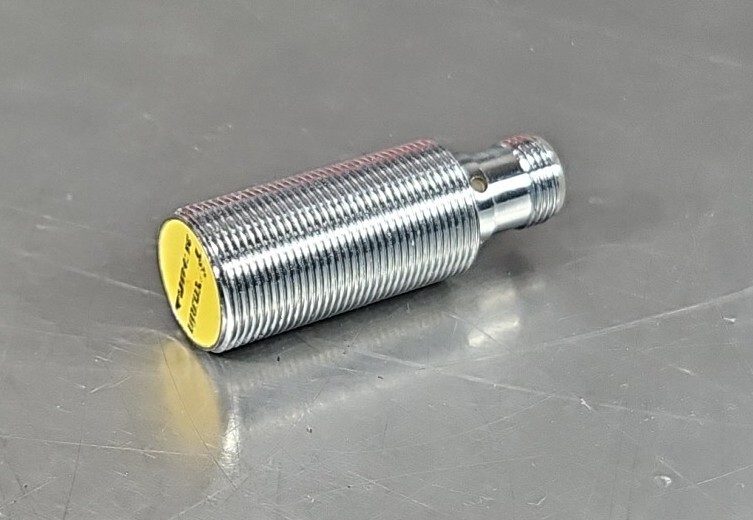 Датчик приближения Turck LOC5D-22