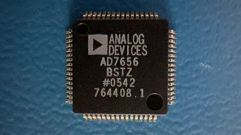Микросхема Analog Devices LQFP-64