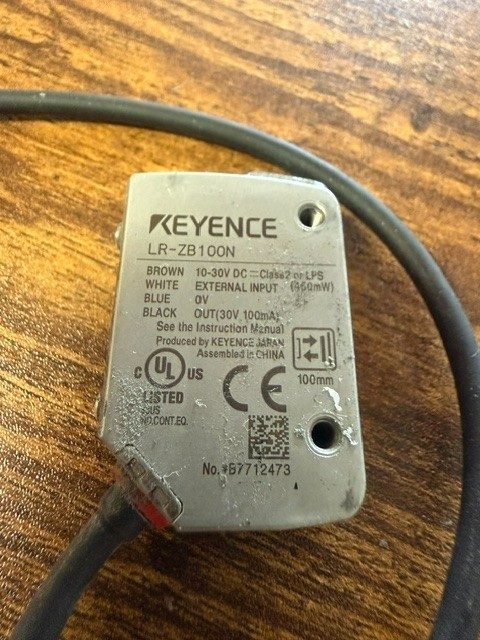 Датчик Keyence LR-ZB100N