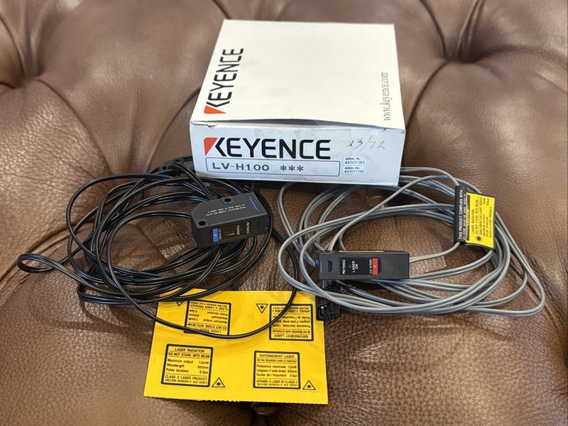 Фотоэлектрический датчик Keyence LV-H100