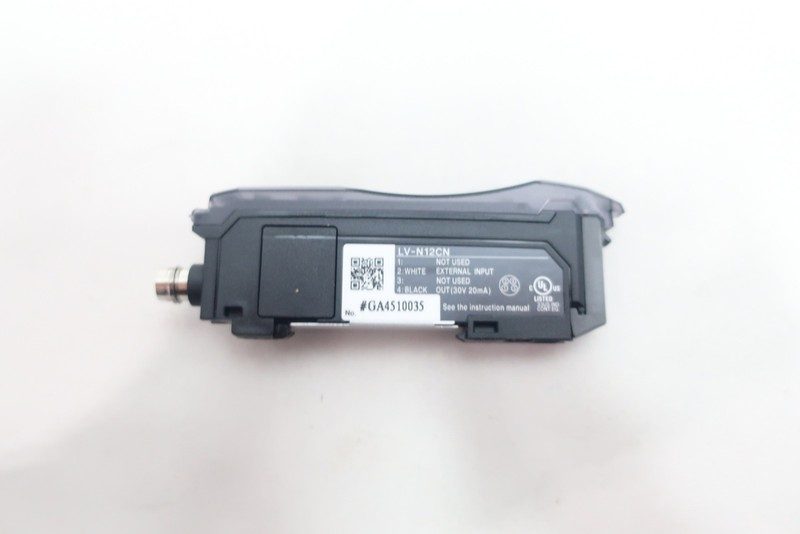 Фотоэлектрический датчик Keyence LV-N12CN