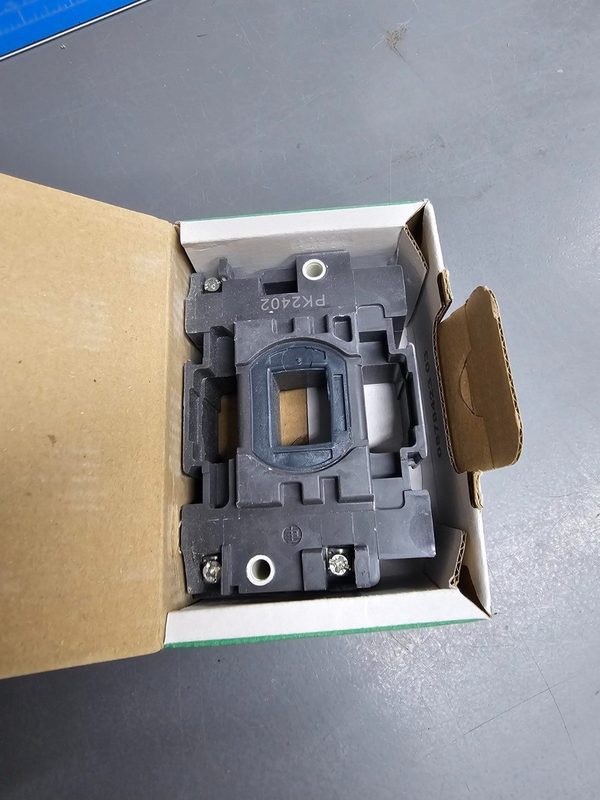 Электрооборудование Schneider LX1D6T6