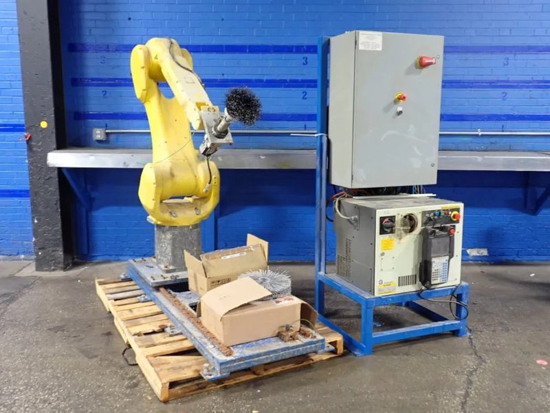 Робот FANUC M-20IB