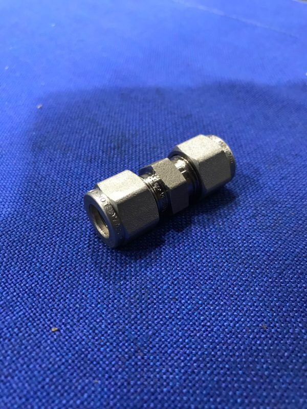 Фитинг Swagelok M-600-6