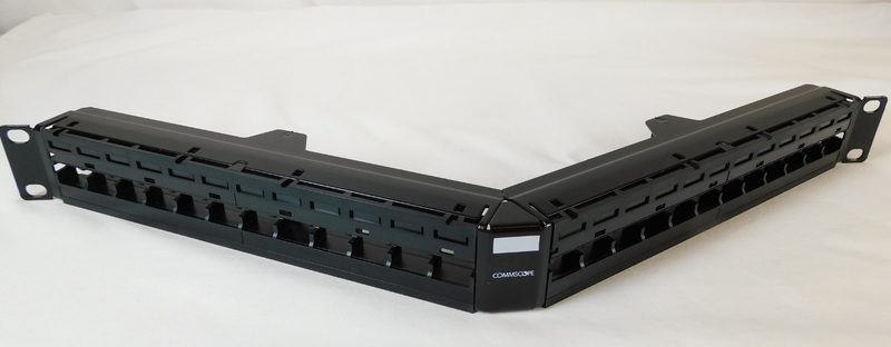 Патч-панель CommScope M2400A-1U-PS