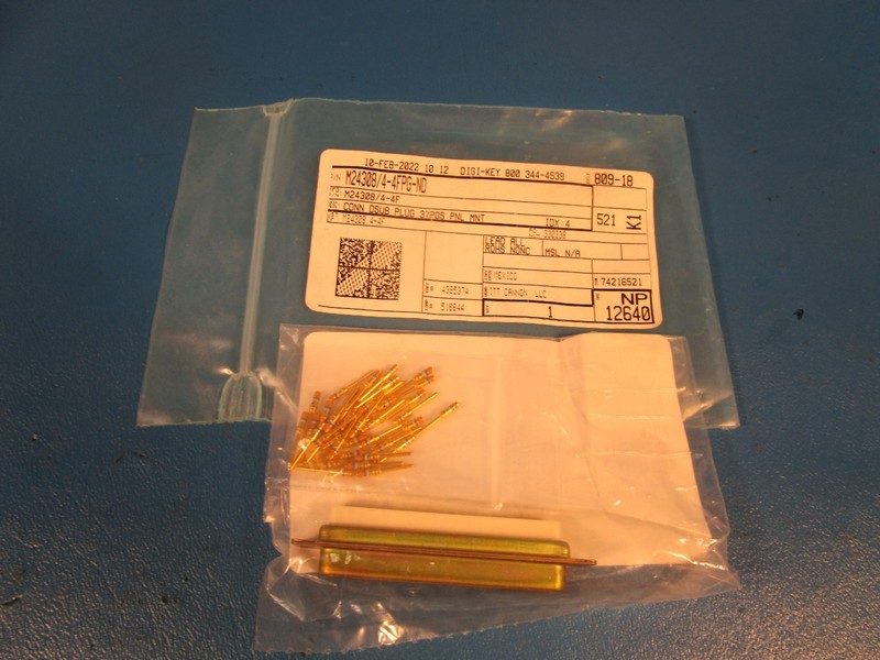 Разъём Amphenol M24308/4-4F