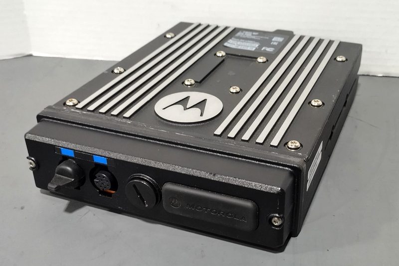 Радиостанция Motorola M25URS9PW1AN