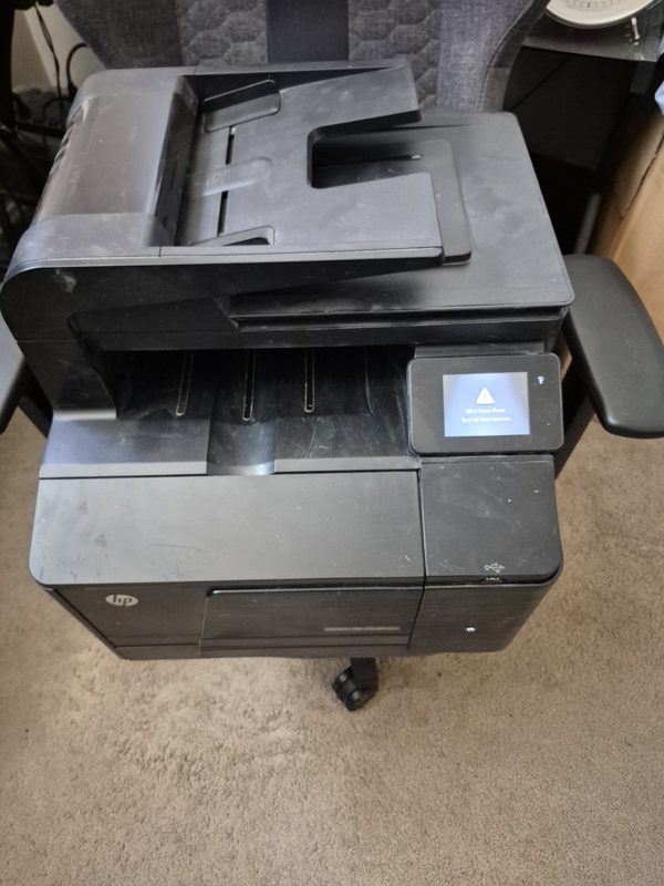 Лазерный принтер HPE M276NW