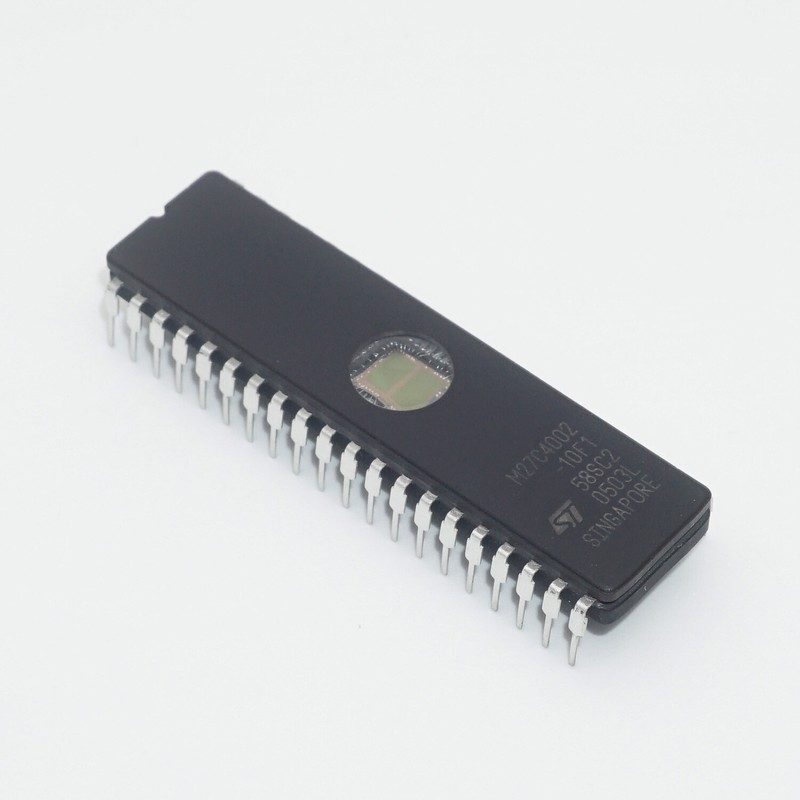 Микросхема M27C4002-10F1