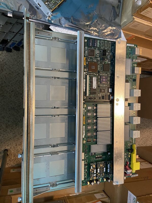 Коммутатор Juniper M320-FPC2